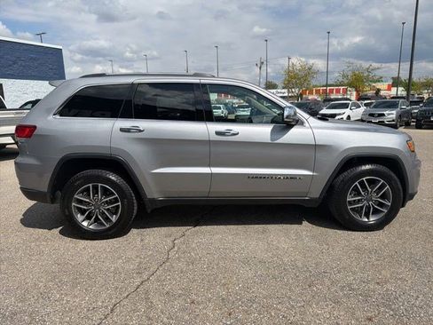 Used 2020 Jeep Grand Cherokee Limited AWD/4WD image 6