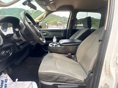 Used 2020 RAM 3500 Big Horn AWD/4WD image 18