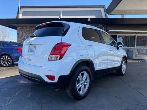 Used 2020 Chevrolet Trax LS w/ Tint and Cruise Package image 23