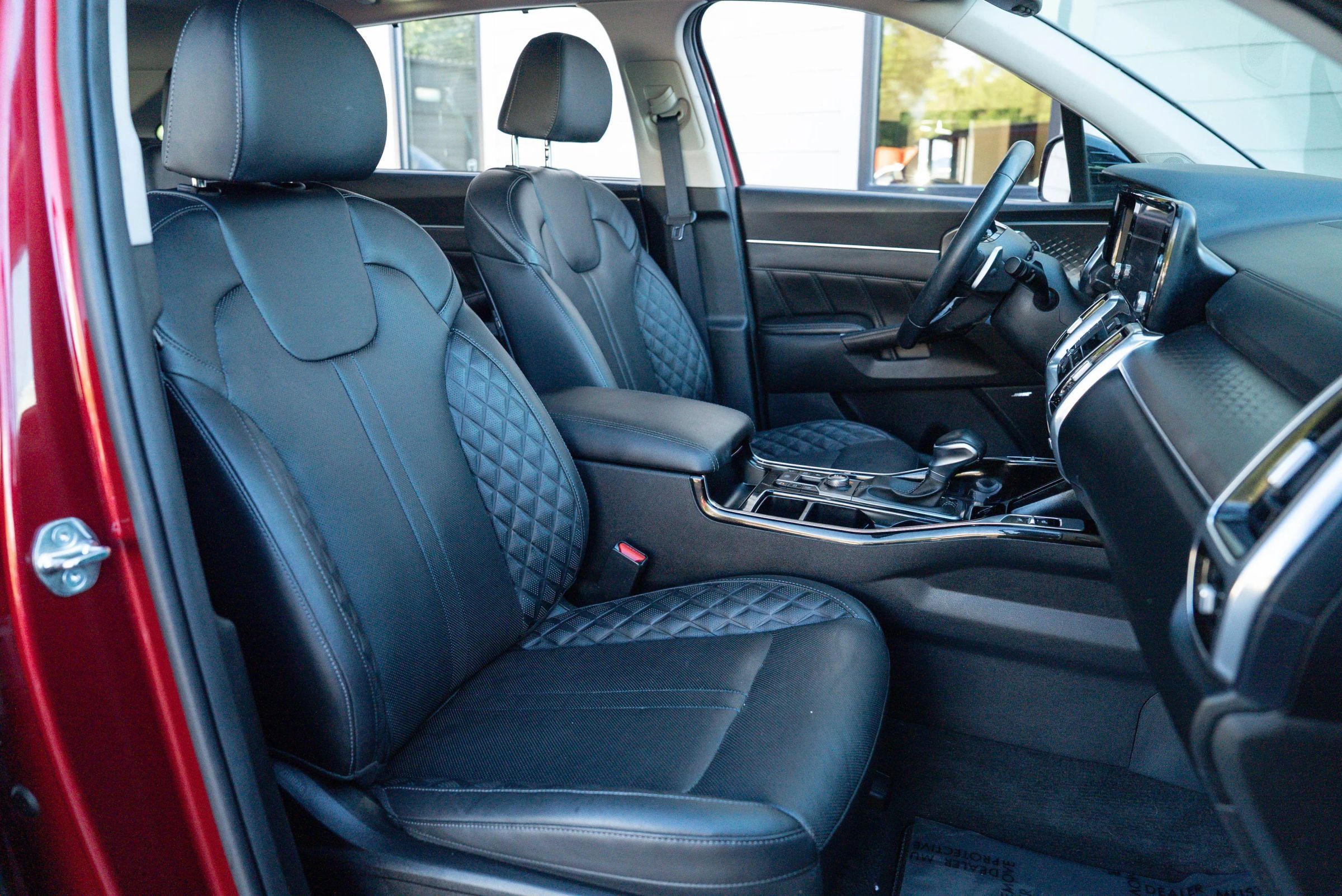 Used 2023 Kia Sorento SX AWD/4WD image 21