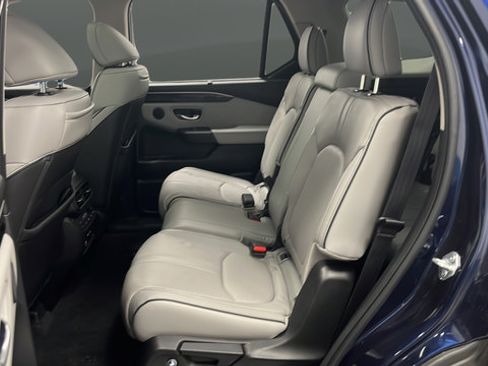 Used 2024 Honda Pilot Elite image 22