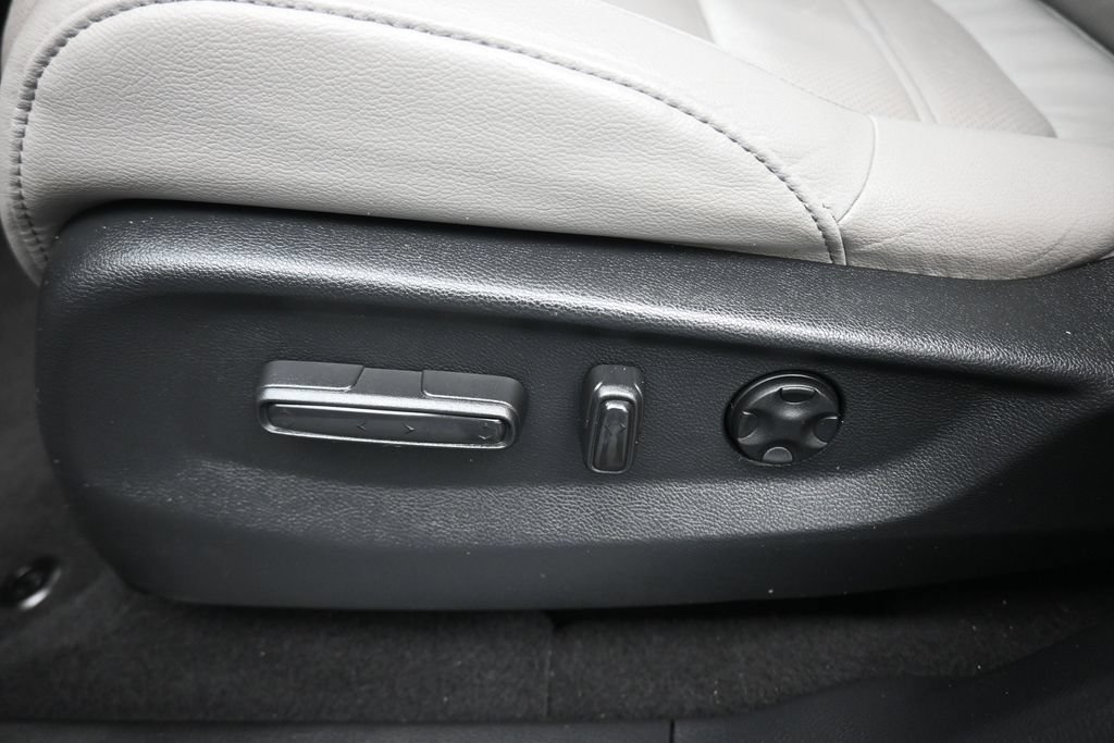 Used 2018 Honda CR-V EX-L image 12