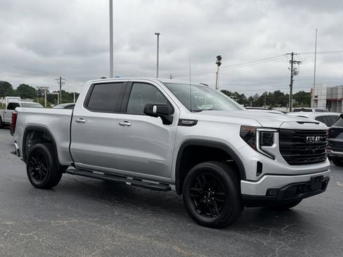Used 2022 GMC Sierra 1500 Elevation w/ Elevation Premium Package AWD/4WD image 6
