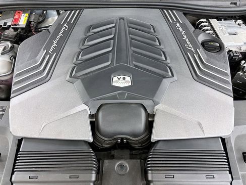 Used 2022 Lamborghini Urus image 33