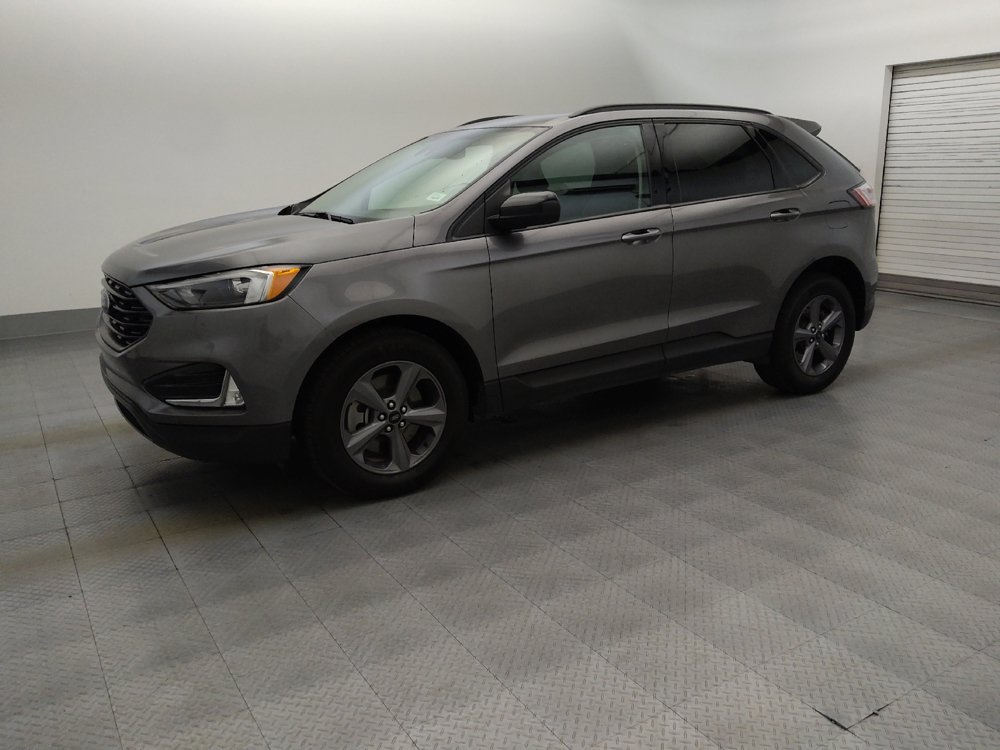 Used 2024 Ford Edge SEL w/ Sport Appearance Package AWD/4WD image 2