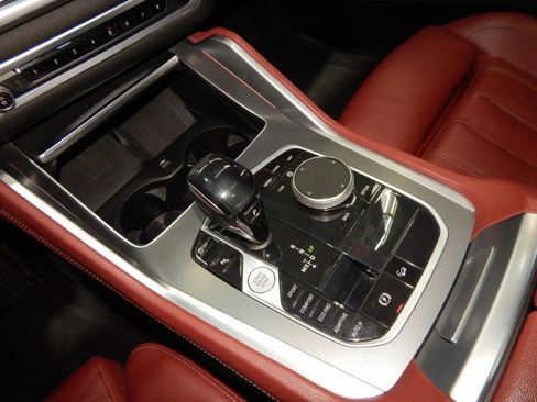 Used 2021 BMW X6 xDrive40i w/ Premium Package image 23