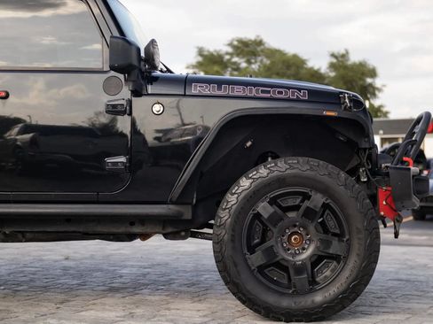 Used 2015 Jeep Wrangler Unlimited Rubicon AWD/4WD image 20