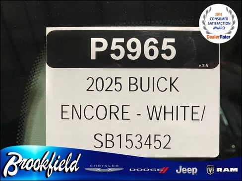 Used 2025 Buick Encore GX Preferred image 31