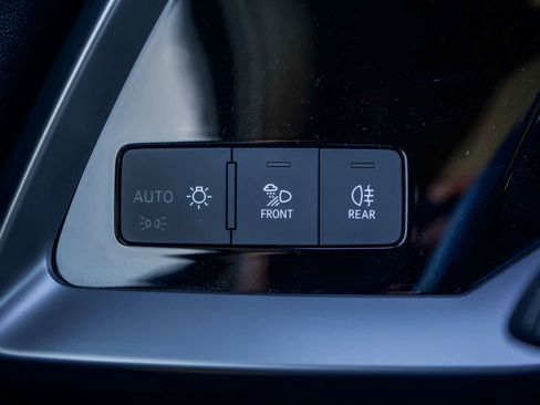 Used 2023 Audi A3 2.0T Premium w/ Convenience Package image 32