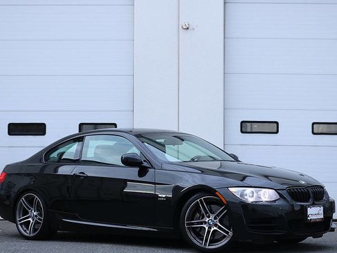Used 2011 BMW 335is Coupe image 1