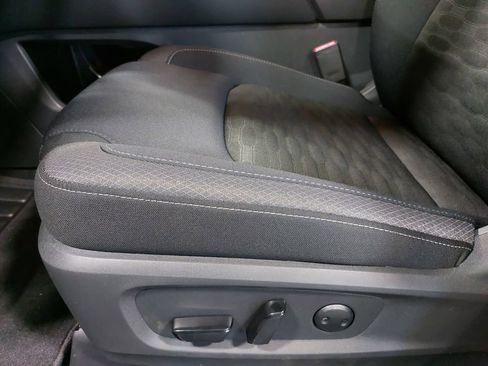 New 2026 Nissan Pathfinder SV AWD/4WD image 30