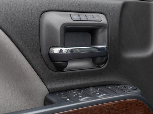 Used 2016 GMC Sierra 3500 SLT w/ Duramax Plus Package image 16