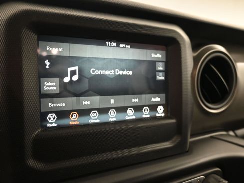 Used 2021 Jeep Wrangler Unlimited Sport image 12