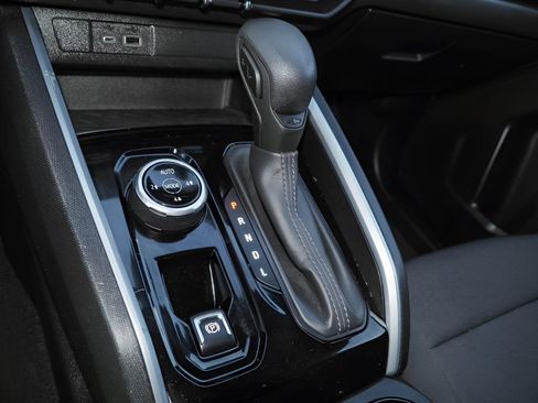 Certified 2023 Chevrolet Colorado Trail Boss w/ Technology Package AWD/4WD image 13