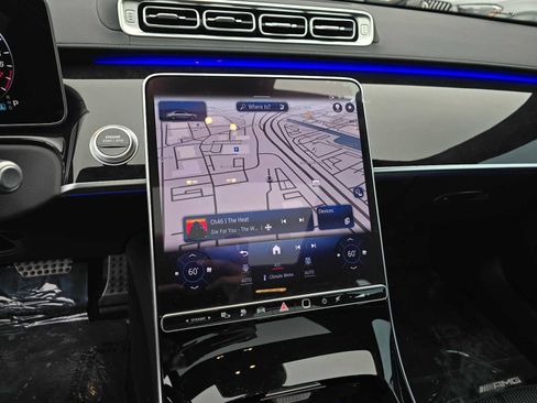 Used 2024 Mercedes-Benz S 580e 4MATIC Sedan image 29