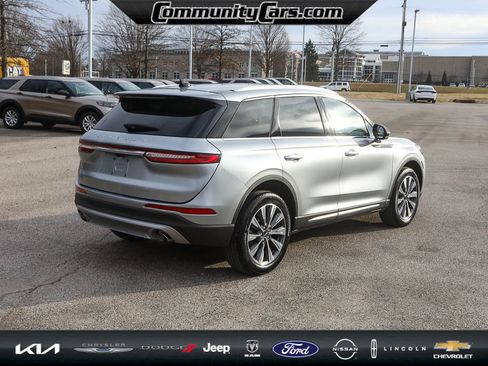 Certified 2022 Lincoln Corsair Reserve w/ Elements Package image 7