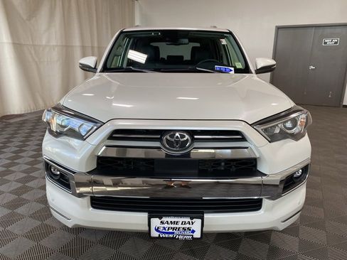 Used 2021 Toyota 4Runner Limited AWD/4WD image 3