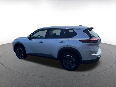 Used 2025 Nissan Rogue SV image 10