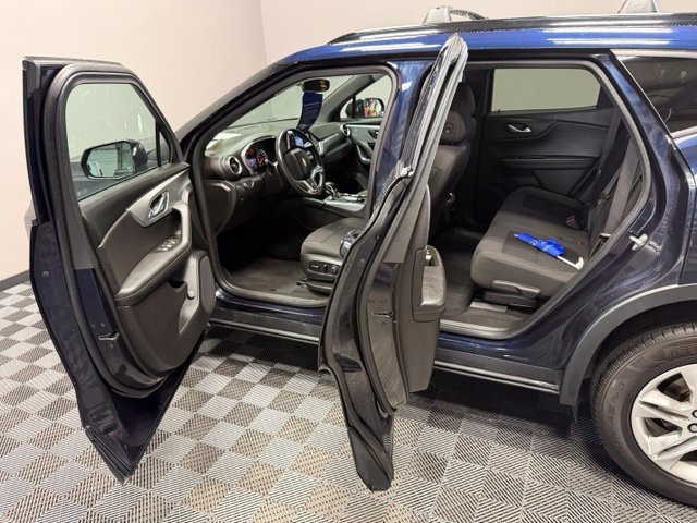 Used 2020 Chevrolet Blazer LT FWD image 13