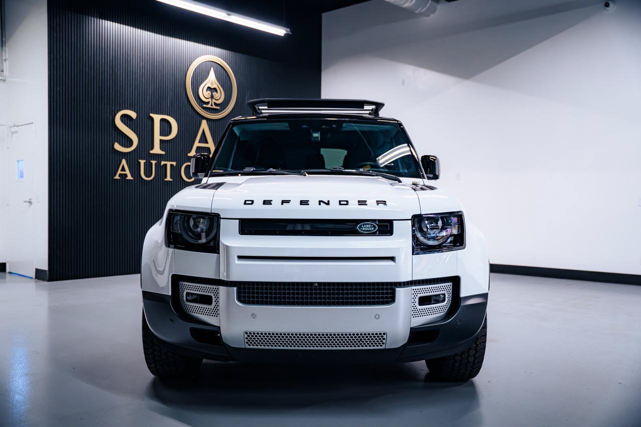 Used 2025 Land Rover Defender 110 S AWD/4WD image 8