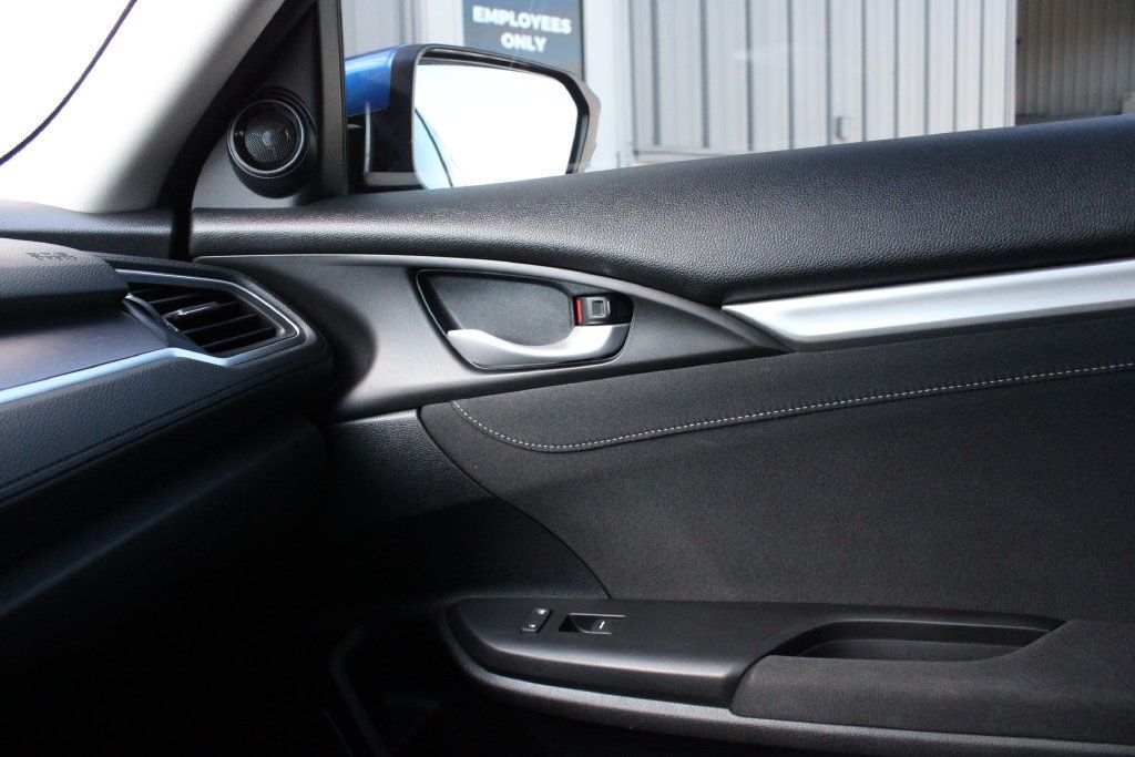 Used 2018 Honda Civic EX-T image 19