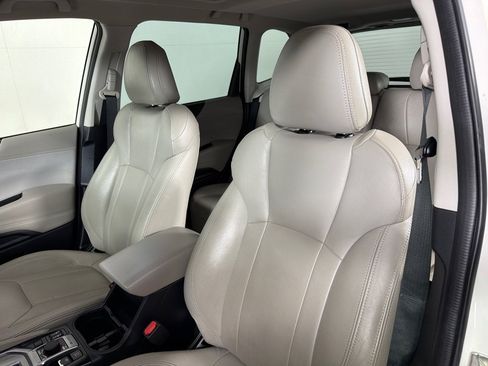 Used 2022 Subaru Forester Premium AWD/4WD image 13