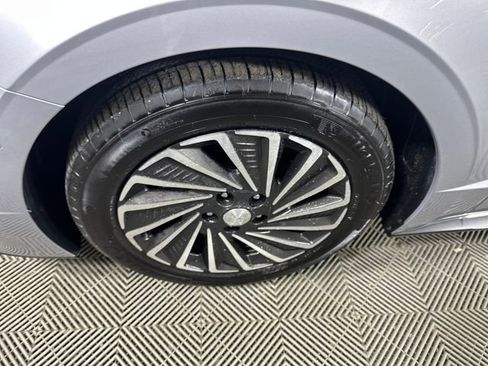 Used 2023 Hyundai Sonata Limited image 10