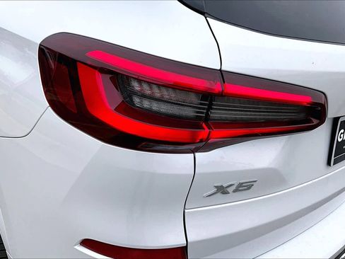 Used 2023 BMW X5 xDrive45e w/ Executive Package image 29