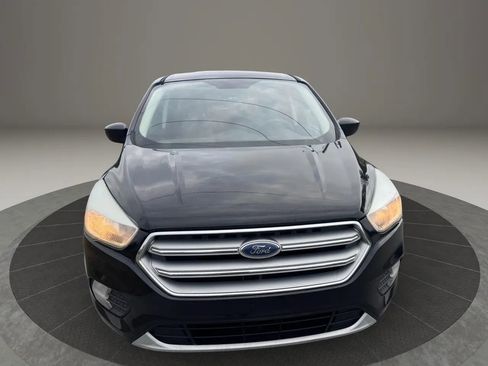 Used 2017 Ford Escape SE FWD image 7
