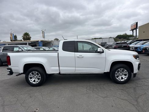 Used 2022 Chevrolet Colorado LT w/ Fleet Safety Package RWD image 2