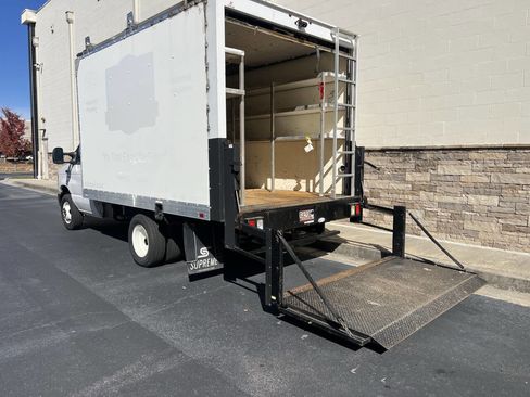 Used 2021 Ford E-350 and Econoline 350 Super Duty w/ Power Windows & Locks Group image 13