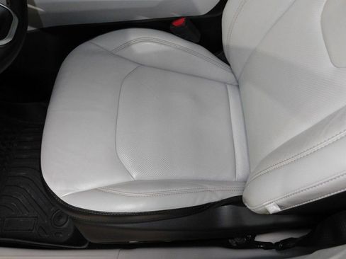 Used 2022 Jeep Compass Limited image 34