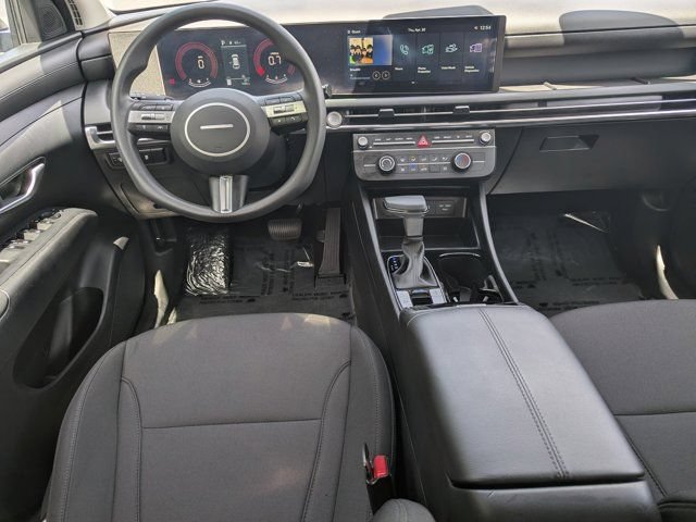 Used 2025 Hyundai Tucson SE FWD image 19