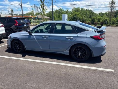 Used 2023 Honda Civic Sport image 3