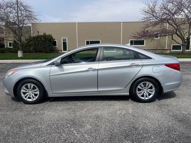 Used 2012 Hyundai Sonata GLS FWD image 3