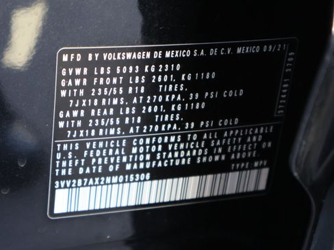 Used 2022 Volkswagen Tiguan SE w/ Panoramic Sunroof Package image 44