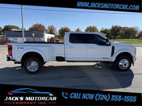 Used 2025 Ford F450 Platinum w/ FX4 Off-Road Package image 14