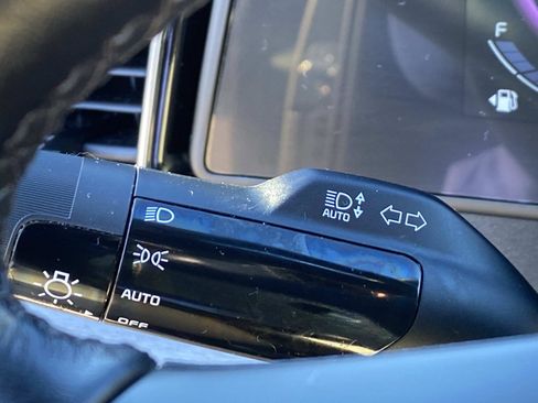 Used 2025 Kia Sportage X-Line image 19