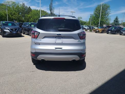 Used 2017 Ford Escape SE w/ Equipment Group 201A AWD/4WD image 6