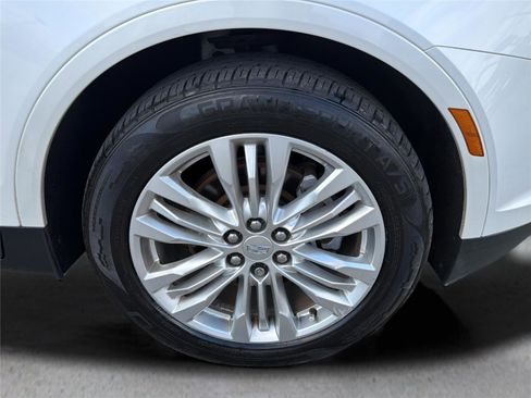 Used 2017 Cadillac XT5 Premium Luxury image 34