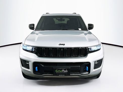 Used 2023 Jeep Grand Cherokee 30th Anniversary image 2