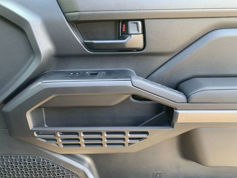 New 2026 Toyota Tacoma SR5 image 18