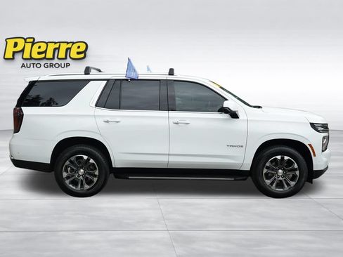 Used 2026 Chevrolet Tahoe LS AWD/4WD image 3