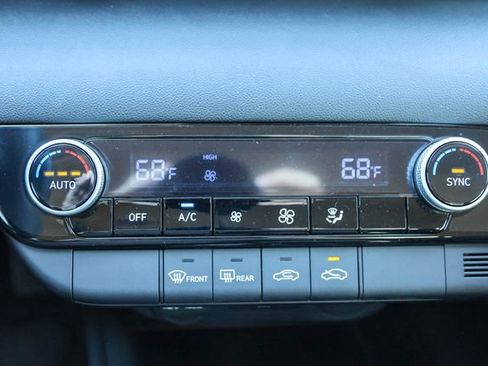 New 2026 Hyundai Elantra Blue FWD image 19