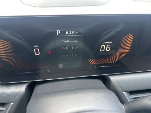 Used 2025 Kia K4 LXS image 25