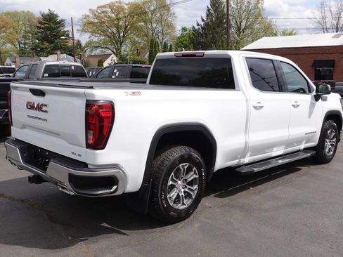 Used 2023 GMC Sierra 1500 SLE w/ X31 Off-Road Package image 3