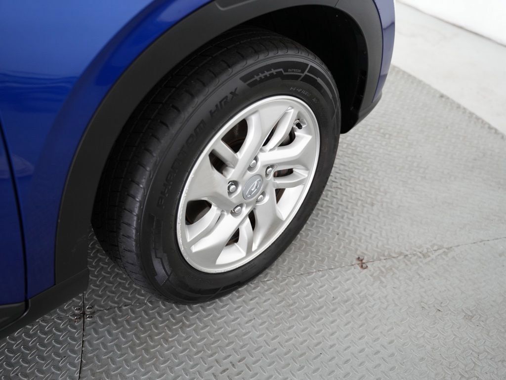 Used 2020 Hyundai Venue SEL FWD image 49