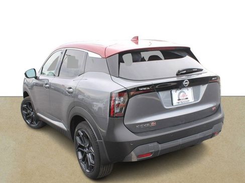 Used 2025 Nissan Kicks SR image 6