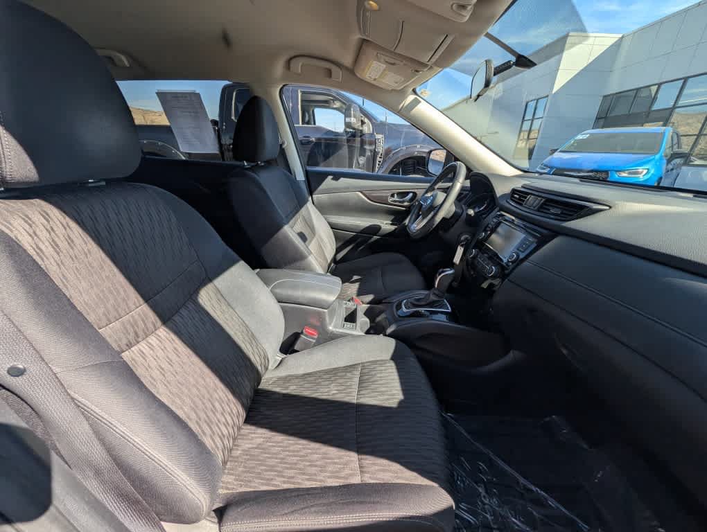 Used 2018 Nissan Rogue S w/ S Value Package AWD/4WD image 23