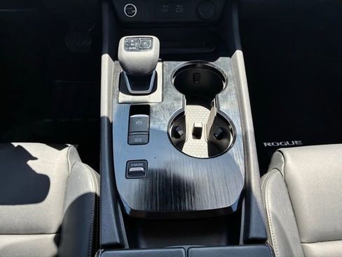 Certified 2023 Nissan Rogue SV w/ SV Premium B Package image 16